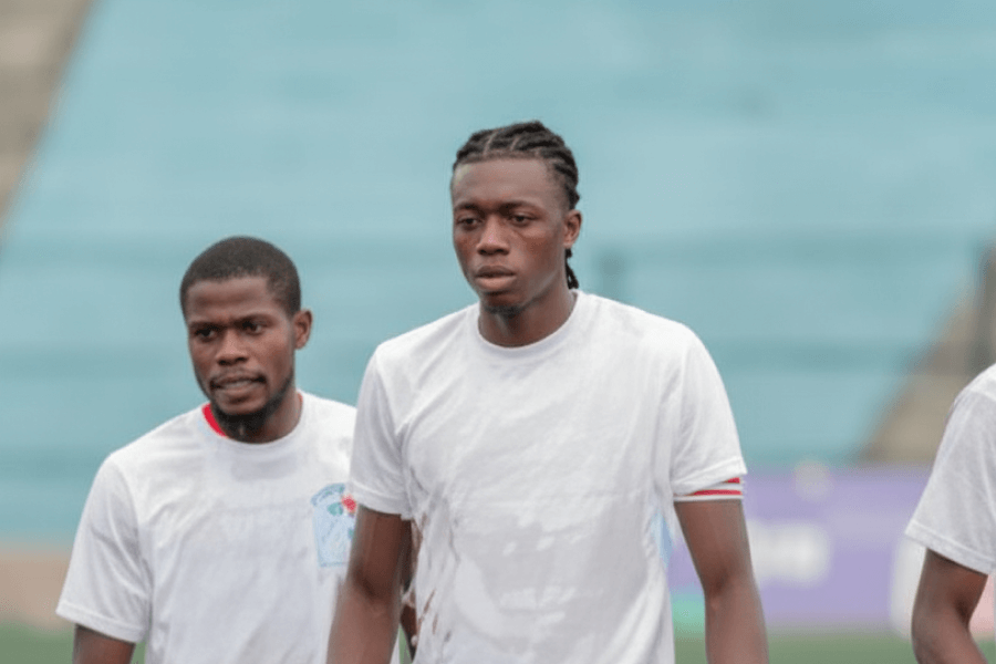 Kalonji en action lors d'un match amical.