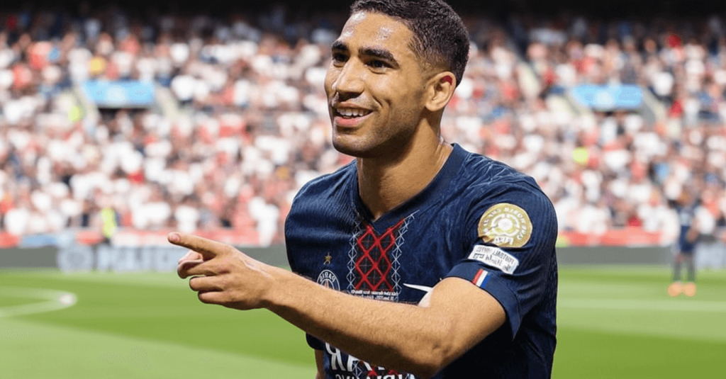 Le sélectionneur Walid Regragui parle de Hakimi à la presse.