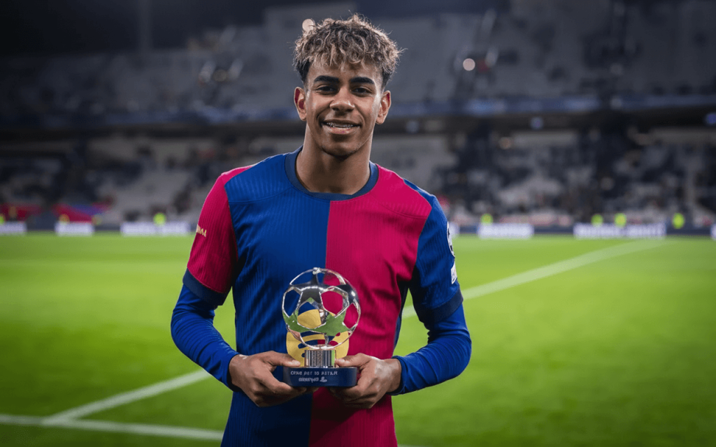 Lamine Yamal en action lors d'un match avec la FC Barcelone.