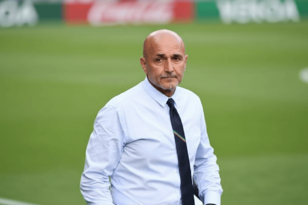 Luciano Spalletti célébrant son 1000e point en Serie A.