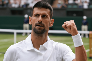 Novak Djokovic lors de l'événement de Formule 1 à Abou Dabi.