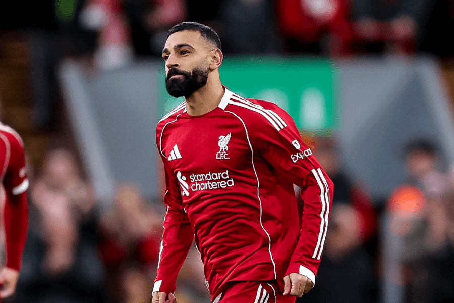 Mohamed Salah célébrant son assist lors du match contre Brighton.