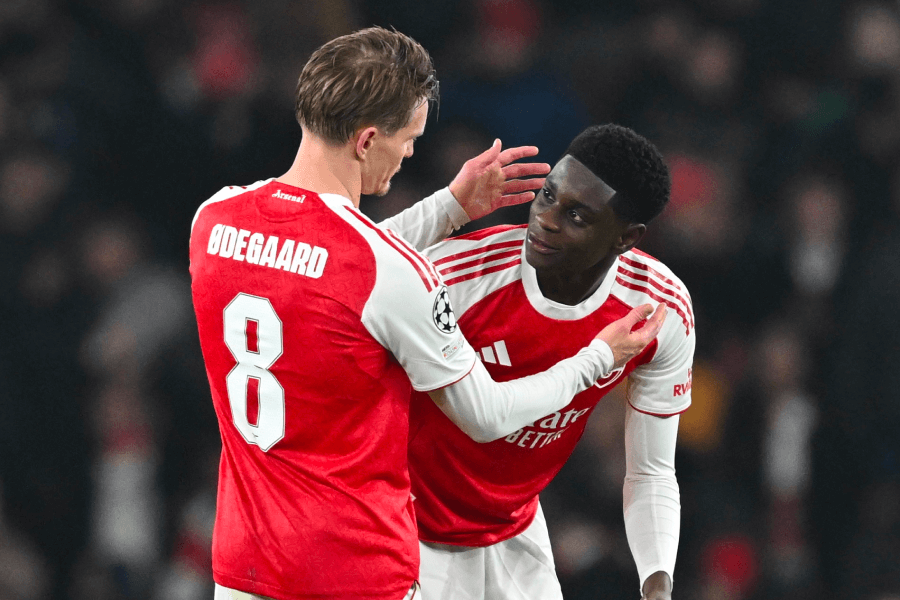 Arsenal célèbre victoire historique Emirates Stadium Ligue Champions 2026