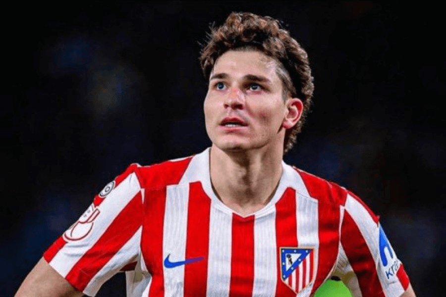 Julián Álvarez attaquant argentin Atlético Madrid action match Liga espagnole