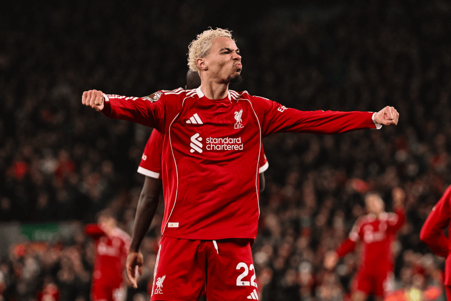 Hugo Ekitike célèbre son but contre Newcastle à Anfield janvier 2026