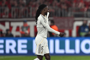 Eduardo Camavinga expulsion carton rouge Bayern Munich Real Madrid LDC 2026