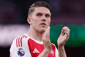 Viktor Gyökeres célèbre son but contre Burnley le 18 mai 2026 — Manchester City doit gagner à Bournemouth ce soir en Premier League pour rester dans la course au titre