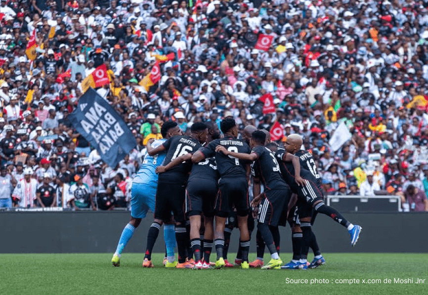 Bernard Parker coach intérimaire de TS Galaxy célèbre la victoire 3-2 contre Mamelodi Sundowns au Mbombela Stadium de Nelspruit le 12 mai 2026