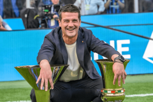 Cristian Chivu entraîneur Inter Milan mercato été 2026 — réunion de planification saison 2026-27 après le 21e Scudetto