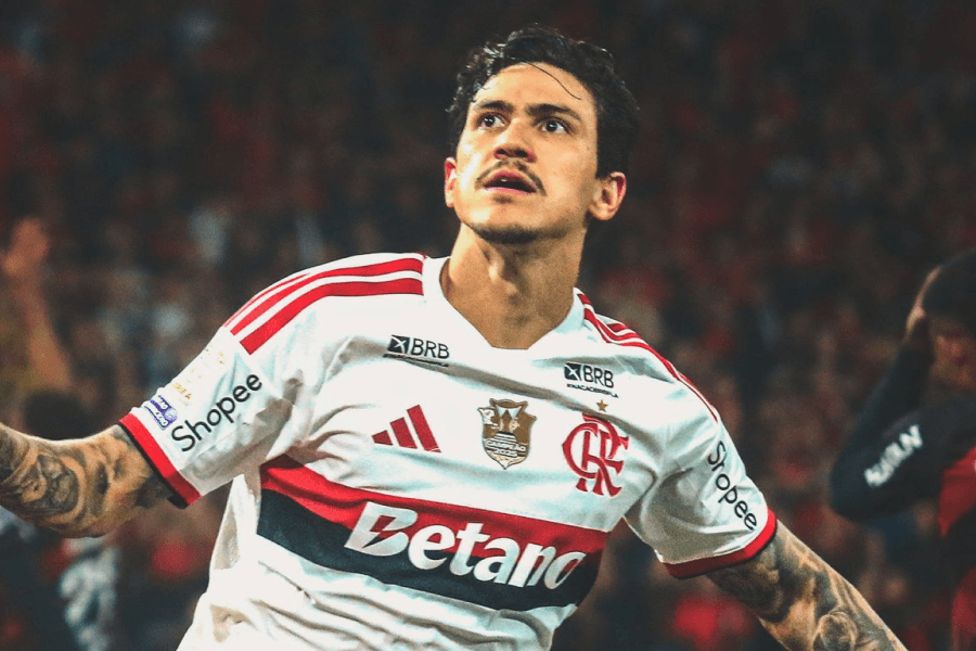 Pedro attaquant Flamengo écarté par Ancelotti de la liste Brésil Coupe du Monde 2026 avant le match face à Estudiantes au Maracanã – Copa Libertadores