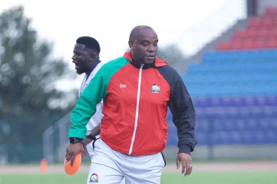 Benni McCarthy entraîneur Harambee Stars avant McCarthy Harambee Stars Lesotho 4 juin 2026 – Lucas Moripe Stadium de Pretoria, match amical FIFA