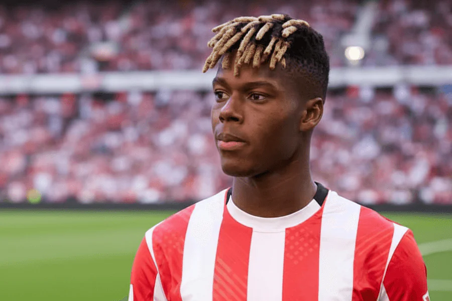 Nico Williams tête baissée quittant le terrain à la 55ᵉ minute.