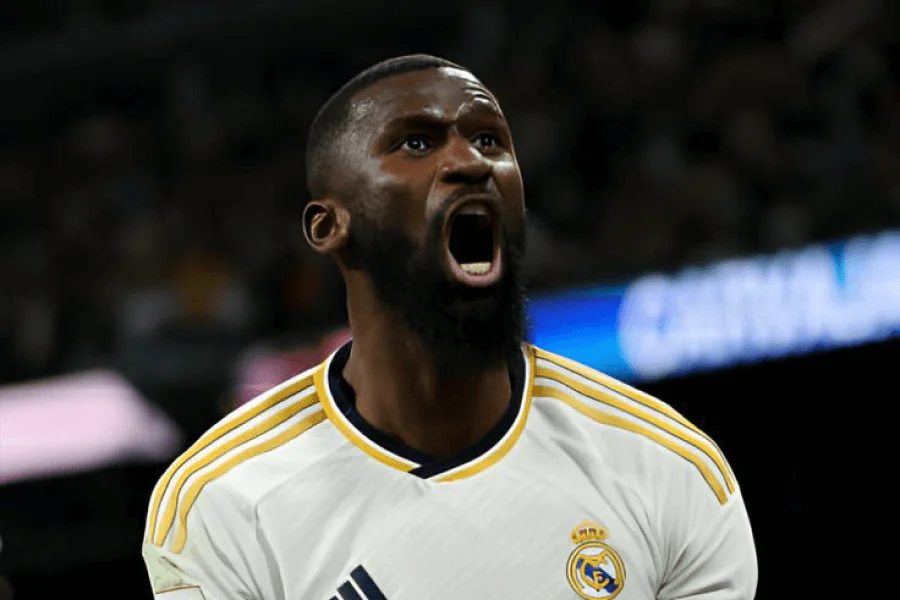 Antonio Rüdiger jouant avec le Real Madrid.