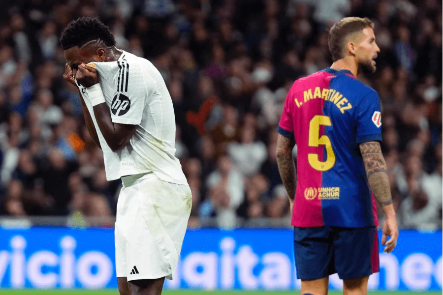 Réaction de Vinícius aux sifflets du Bernabéu