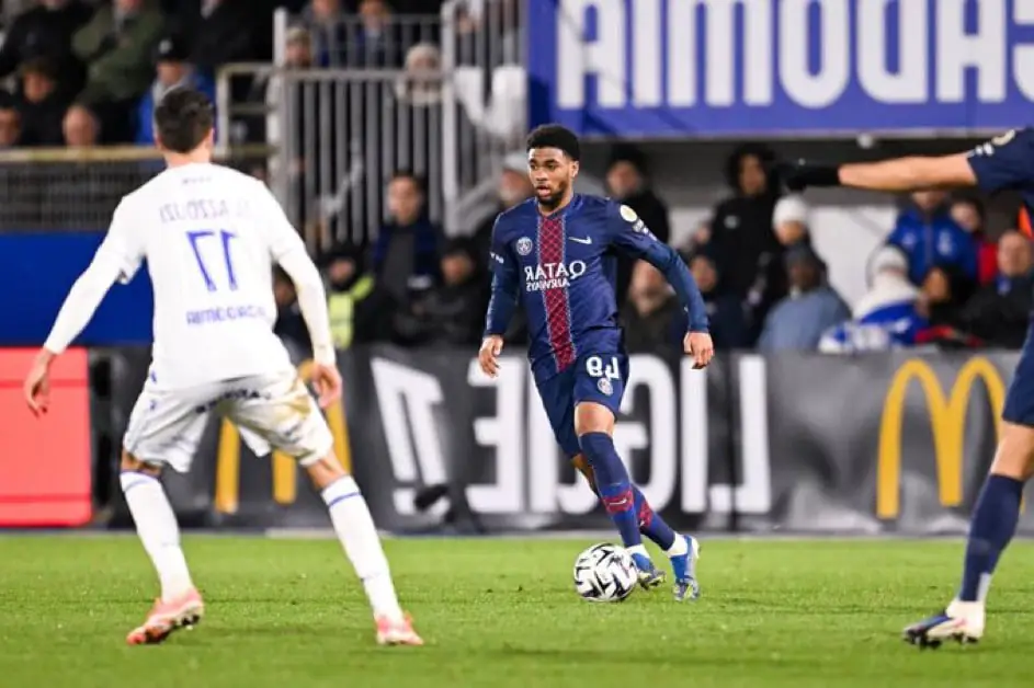 Stamford Bridge Chelsea stade Premier League domicile Aston Villa
