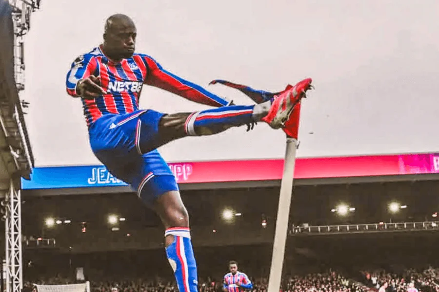  Mateta rencontre Steve Parish Crystal Palace demande transfert Juventus Villa