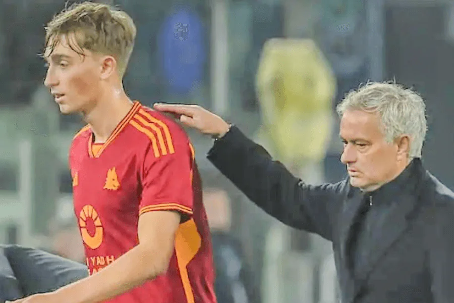 José Mourinho célèbre victoire historique Benfica contre Real Madrid