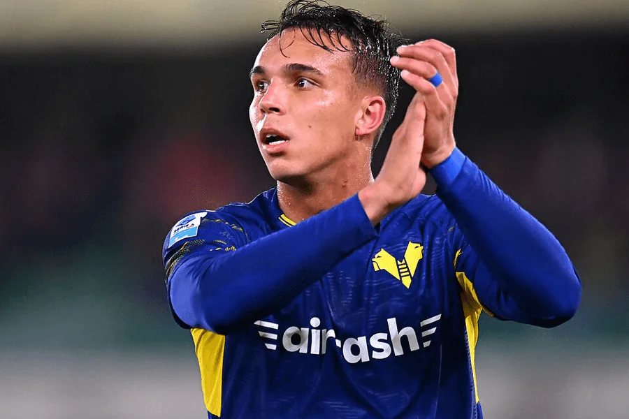 Giovane Santana attaquant brésilien Hellas Vérone match Serie A