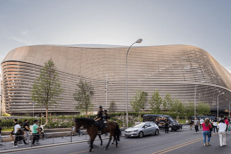 Santiago Bernabéu stade Real Madrid Arbeloa match retour Benfica 25 février crucial