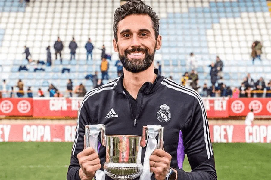 Arbeloa banc tactique Real Madrid match Benfica huitièmes finale Ligue Champions

