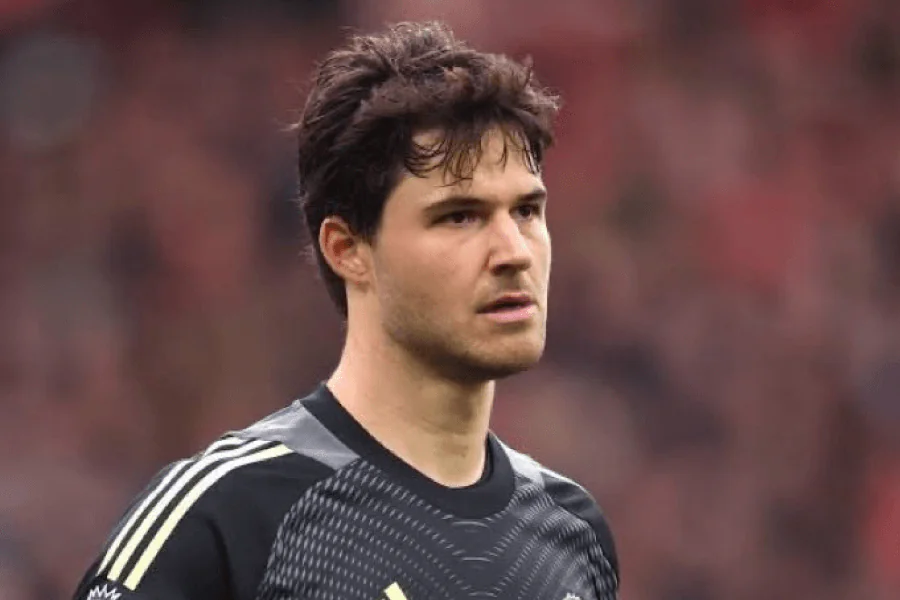 Senne Lammens arrêt décisif Old Trafford Premier League gardien belge 2026