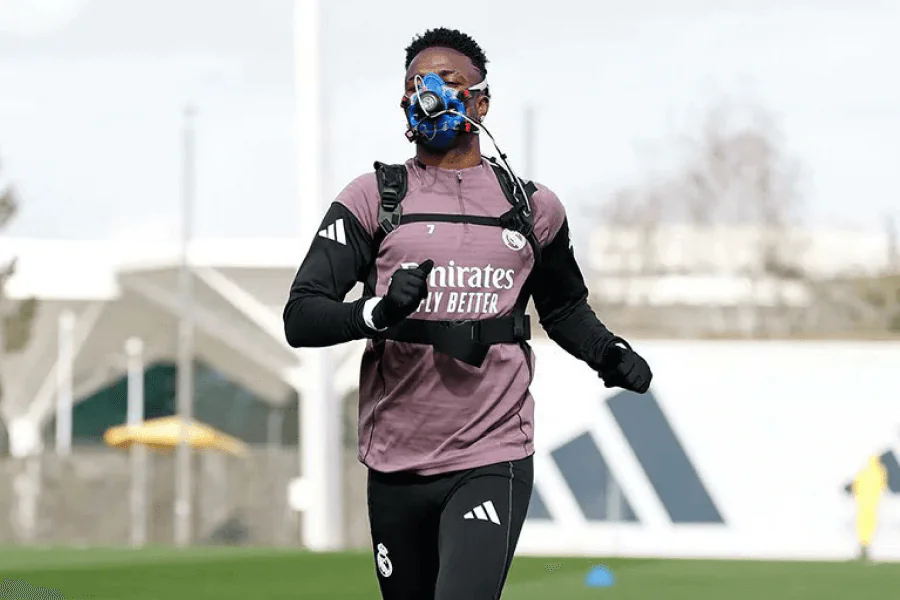 Real Madrid entraînement collectif joueurs course intensité préparation physique Pintus méthode