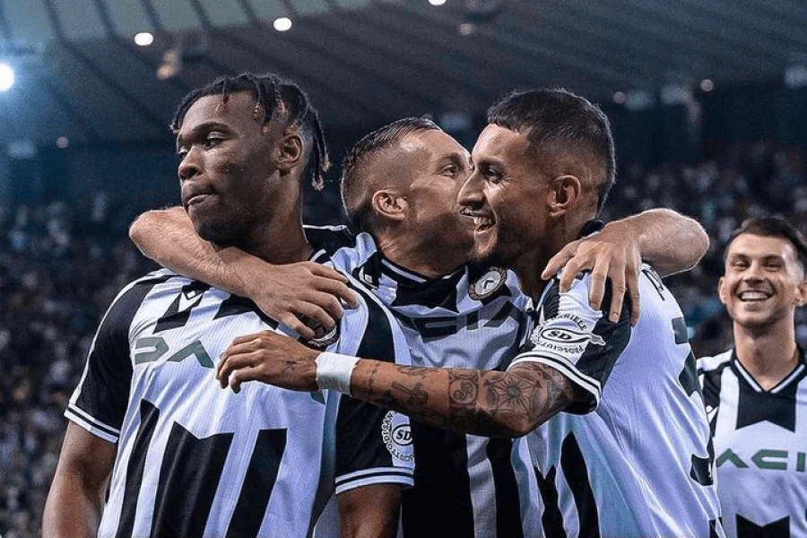 Maduka Okoye réalise un arrêt décisif pour Udinese contre Rome