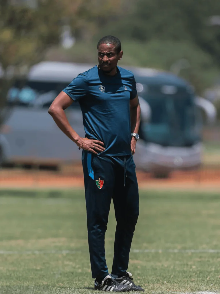 Mamelodi Sundowns joueurs échauffement Loftus Versfeld Champions League
