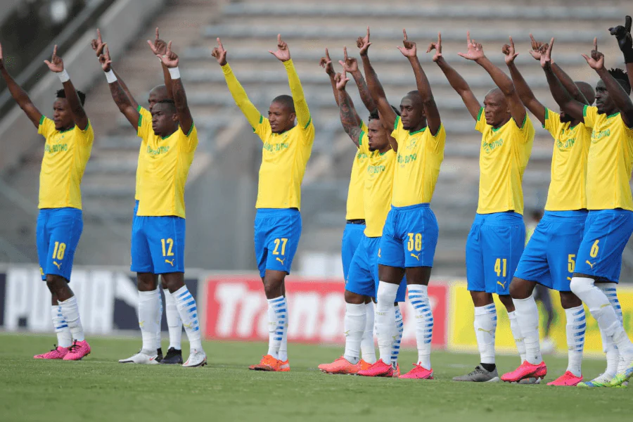 Wydad AC Casablanca supporters stade derby marocain Olympique Safi quarts finale CAF Confédération

