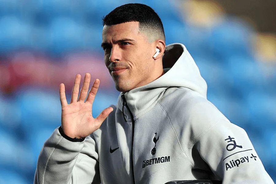 Pedro Porro latéral droit Tottenham retour blessure Premier League