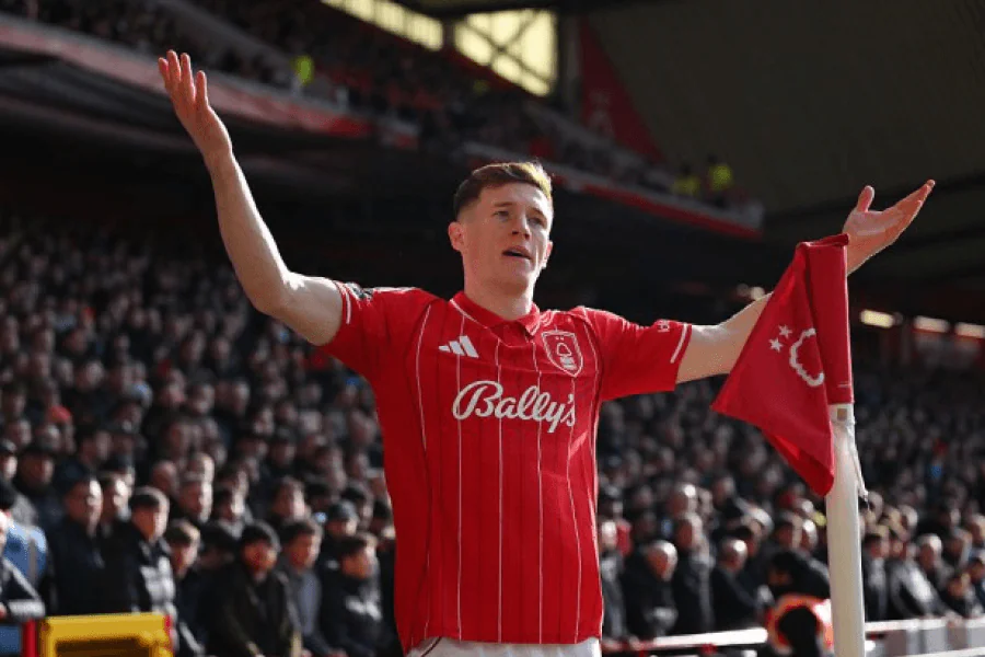 Elliot Anderson but égalisation Manchester City Forest mars 2026