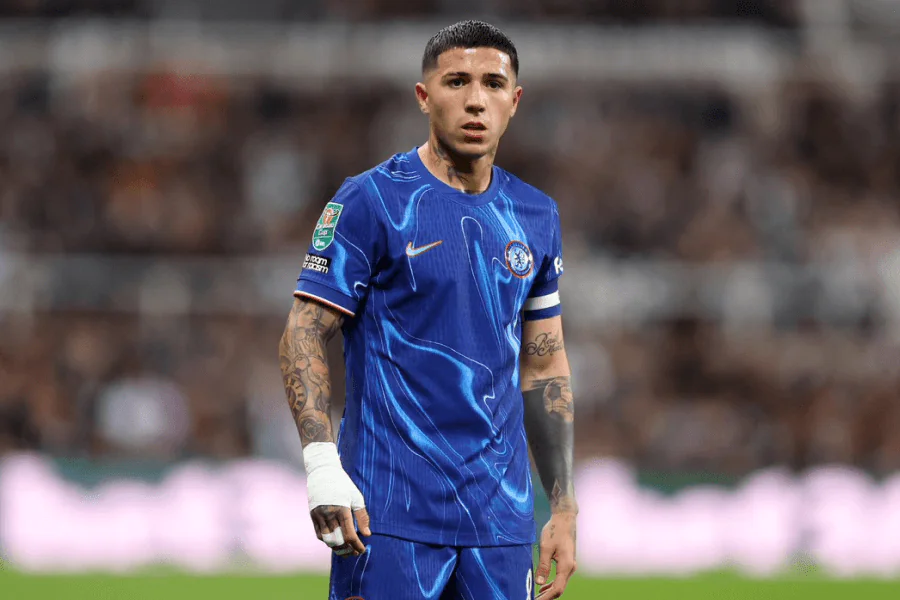 Enzo Fernandez champion du monde 2022 avec l'équipe nationale Argentine