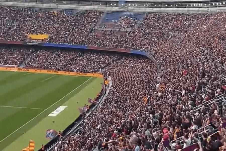 FC Barcelone Camp Nou mercato estival Koundé Bastoni recrutement 2026