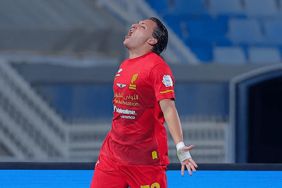 Mateo Retegui en action avec Al-Qadsiah Saudi Pro League saison 2025-26