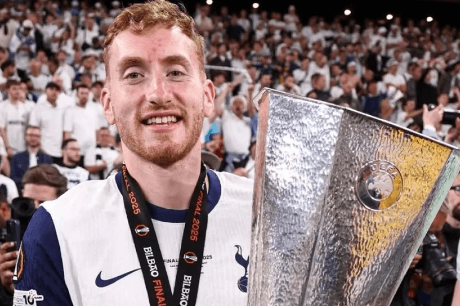 Dejan Kulusevski blessure genou Tottenham absence saison 2025-2026