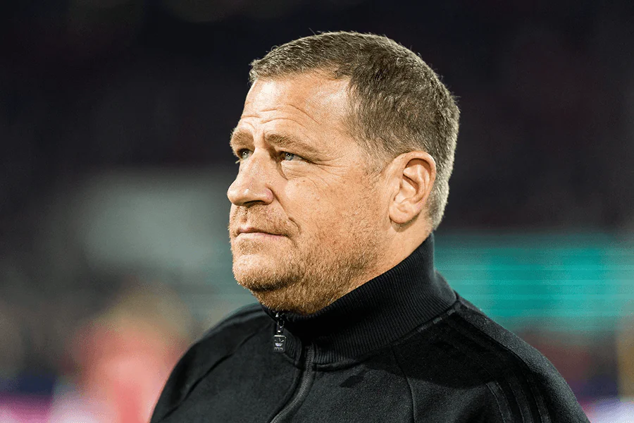 Max Eberl directeur sportif du Bayern Munich en conférence de presse 2026