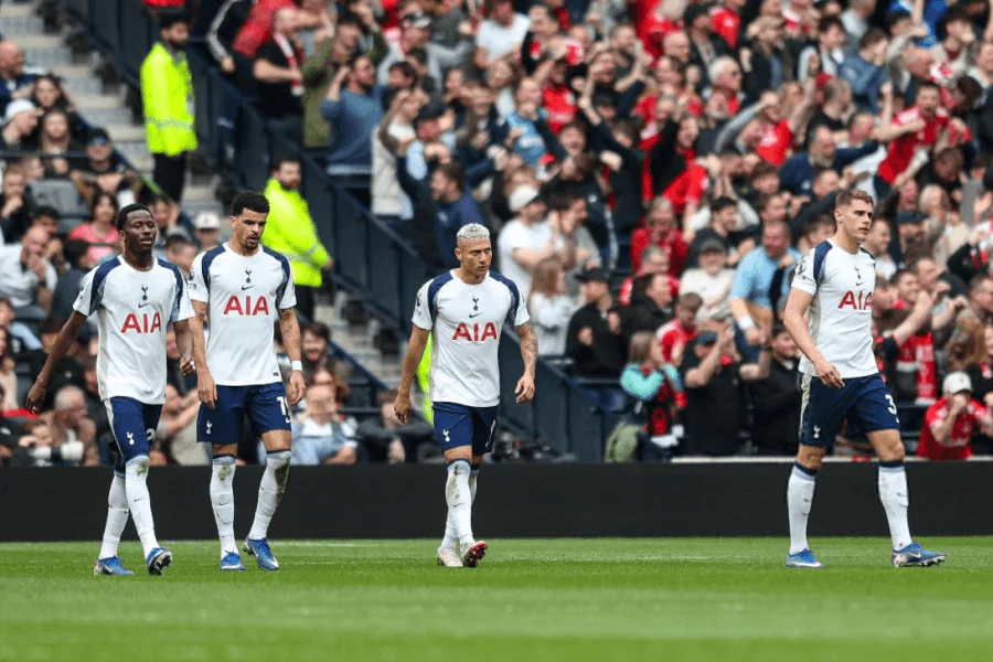 Tottenham Hotspur Stadium zone relégation Premier League crise 2026