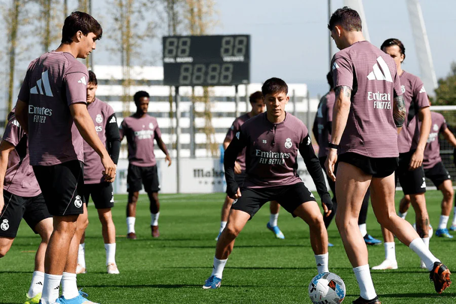 Le Real Madrid garde une clause de rachat sur Nico Paz, star de Como