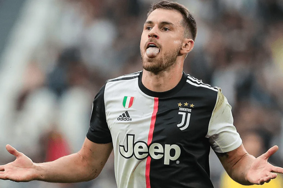 Aaron Ramsey en maillot de la Juventus Turin lors d'un match de Serie A