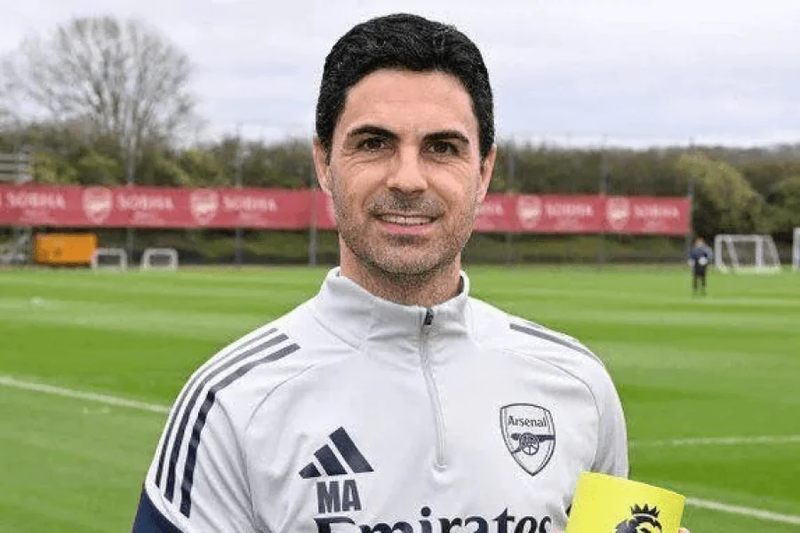 Mikel Arteta déçu après la défaite 2-1 d'Arsenal contre Manchester City