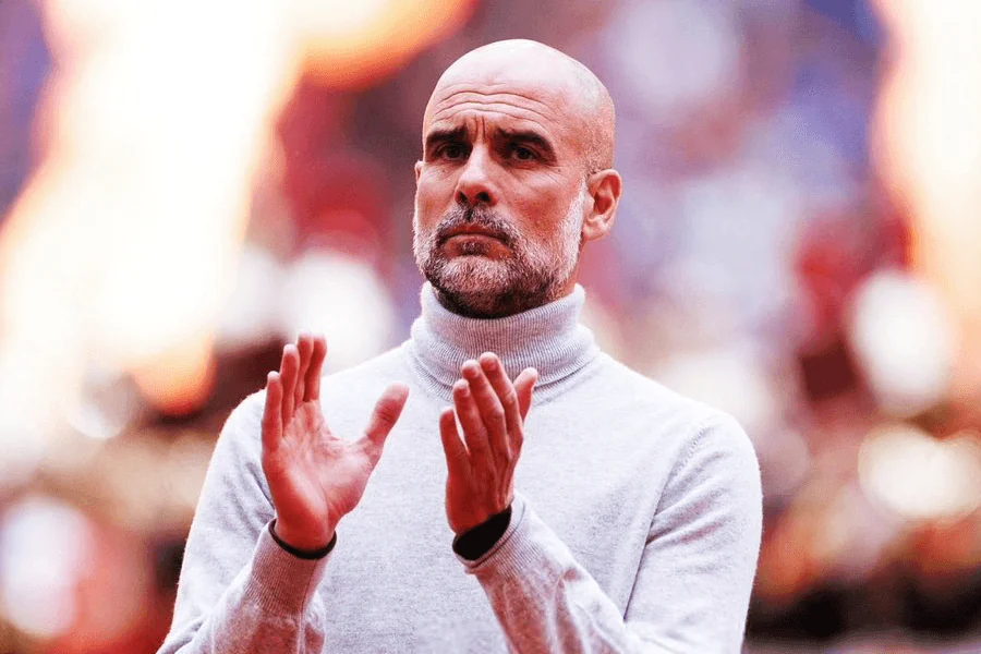 Pep Guardiola sur le banc lors de la finale FA Cup Chelsea Manchester City le 16 mai 2026 à Wembley — trois matchs en six jours avant Bournemouth Manchester City 19 mai
